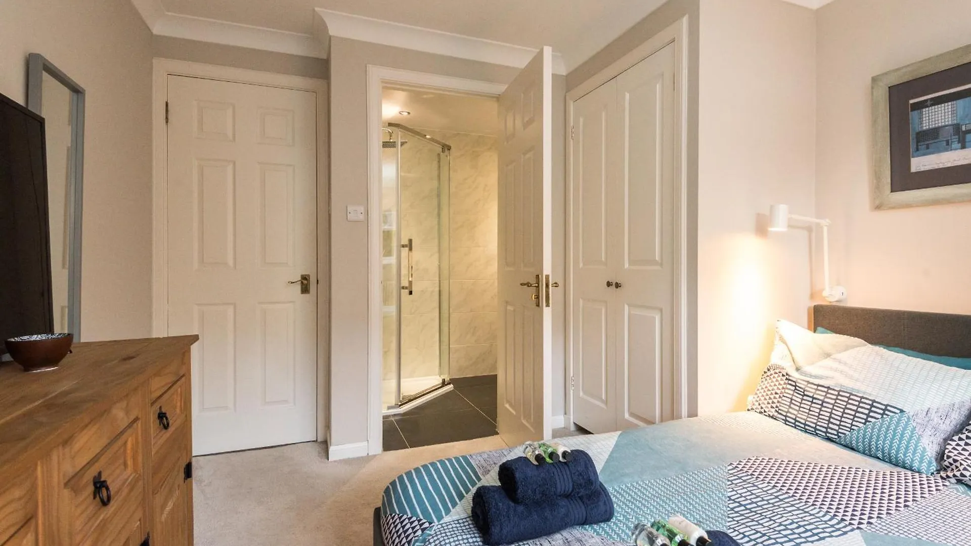 Apartment Cosy Roseburn Apartment, Edinburgh - 2 Bedrooms, Free Parking United Kingdom