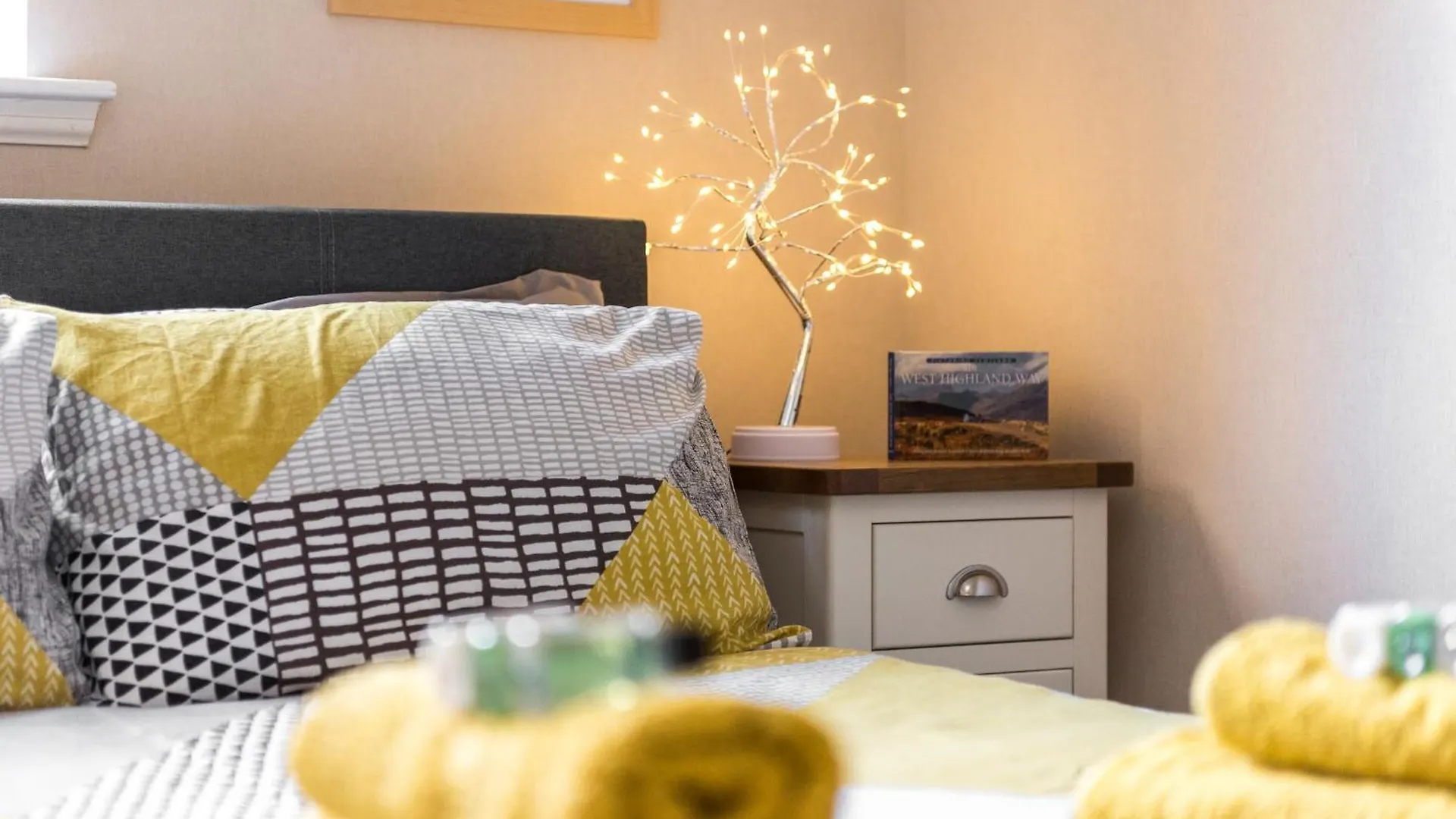 Cosy Roseburn Apartment, Edinburgh - 2 Bedrooms, Free Parking 0*,